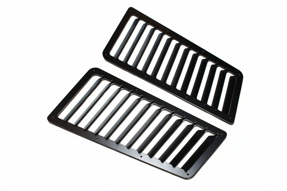 Universal rear window louvers, pair