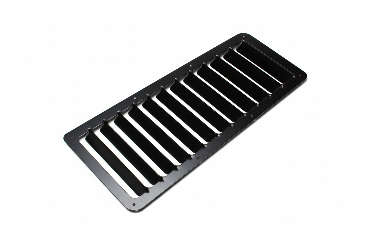 Rear window vent louver, close-up