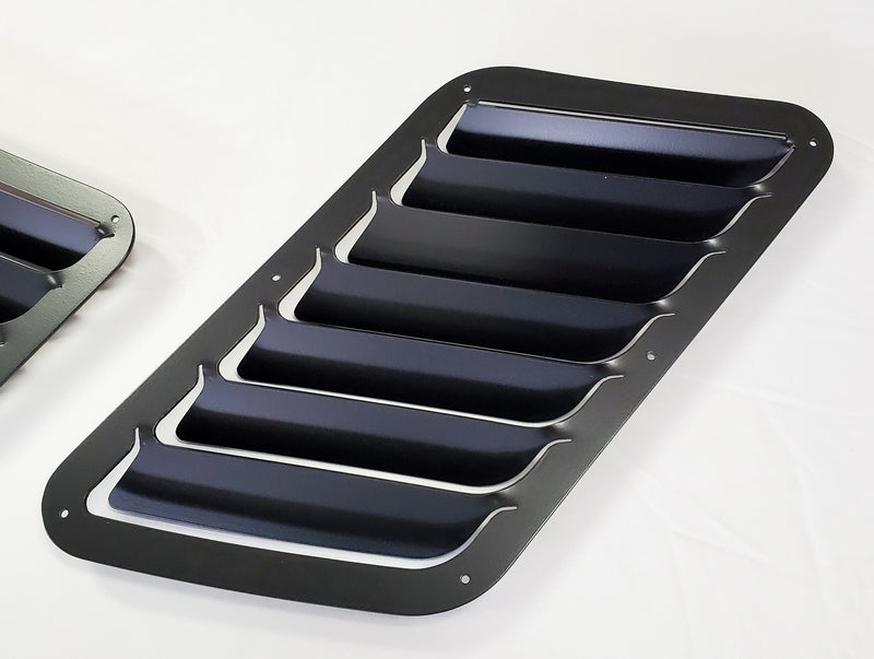 BMW E36 center hood vent louver detail