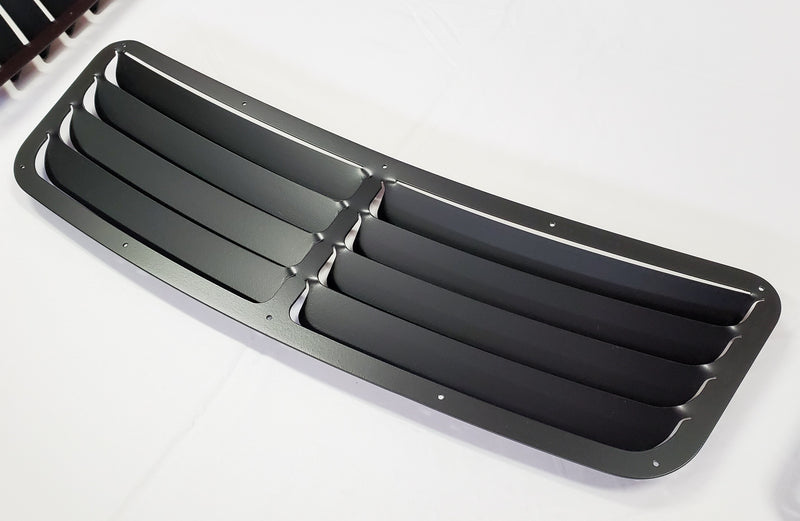 BMW E36 center hood vent, close-up